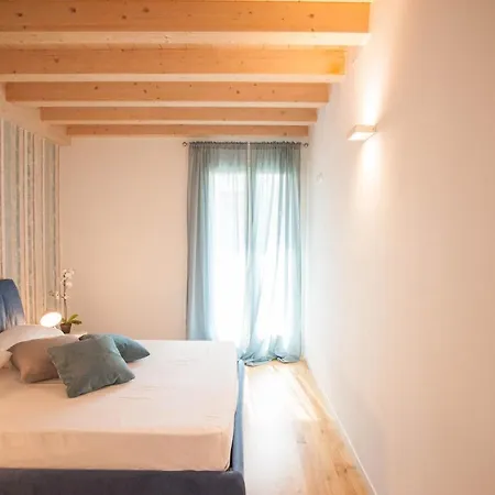 Holiday home Peschiera Terrace